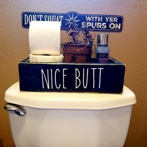 Toilet tank decor